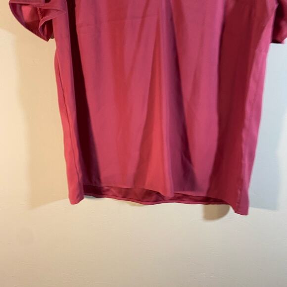 Express V Neck Top Size Medium Short Sleeve - Picture 3 of 9
